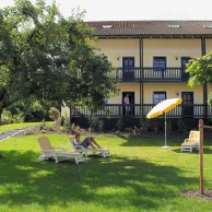 Hotel-Birnbacher-Hof-Liegewiese